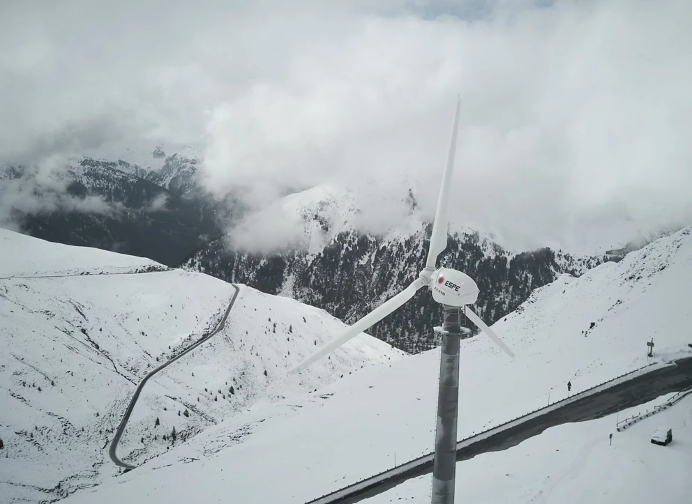 FX Evo series off-grid wind turbine at the highest altitude in Italy