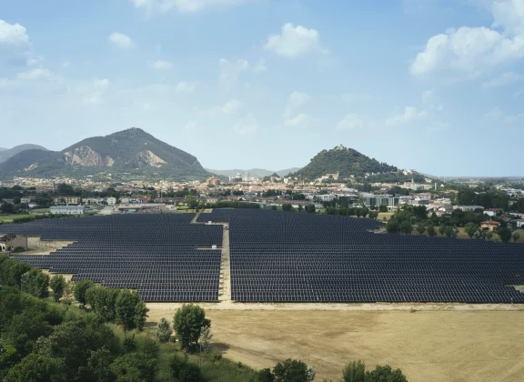 Impianto fotovoltaico a servizio di una Comunità Energetica Rinnovabile.